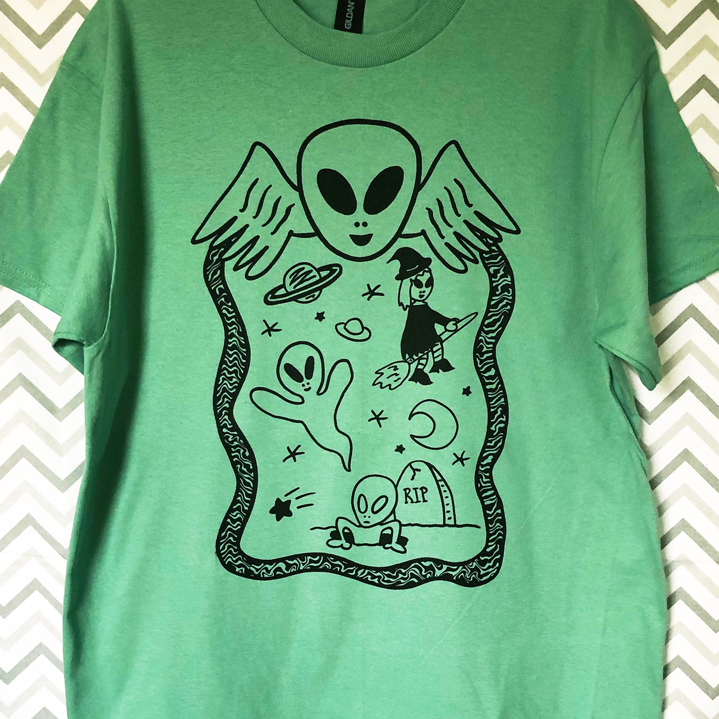 Spooky Aliens t-shirt