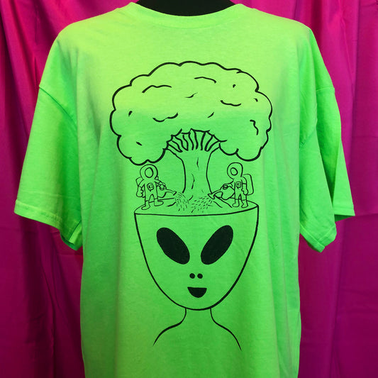 Trippy Aliens t-shirt